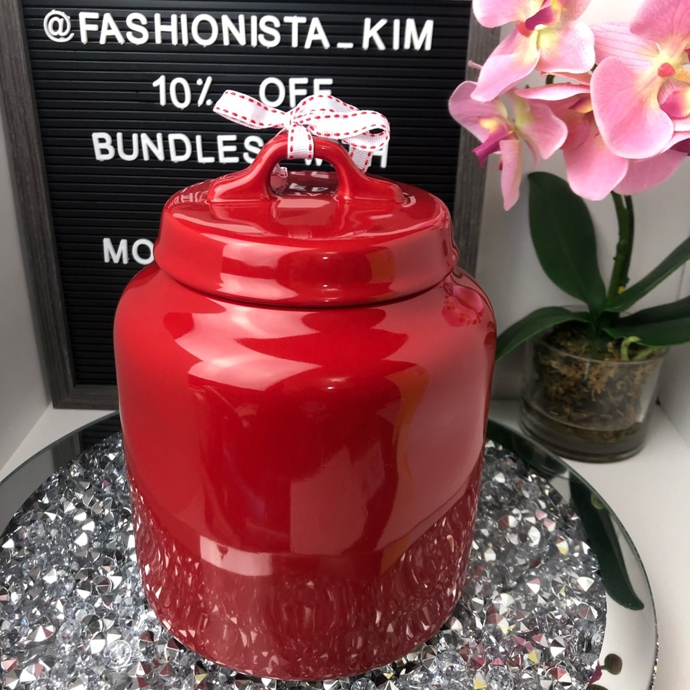 NEW Rae Dunn Christmas Mistletoe kisses chubby canister cookie jar - Picture 7 of 9